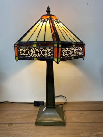 Tiffany Style Leadlight Lamp with Metal Base