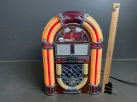 Retro Style CD Juke Box