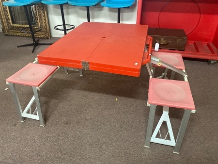 Red Retro Weile Fold Out Picnic Table with Chairs