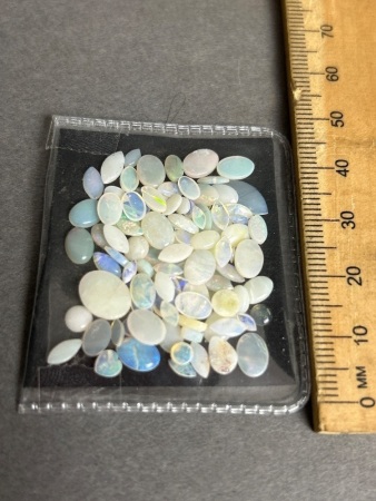 20 carats OPAL Solids gemstobnes