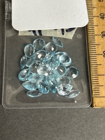 20 carats BLUE TOPAZ Gemstones