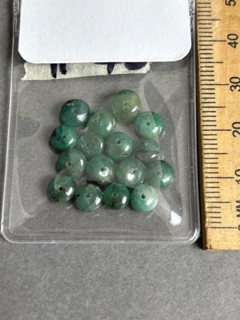 15 carats EMERALD Gemstone Beads