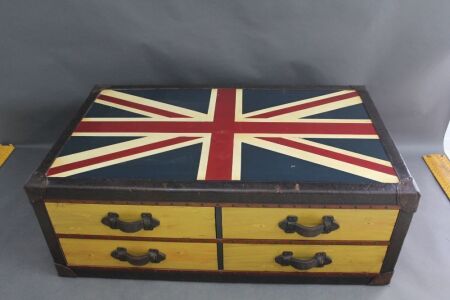 Large Leather Edged Coffee Table with 4 Large Straight Thru Drawers & Union Jack Top