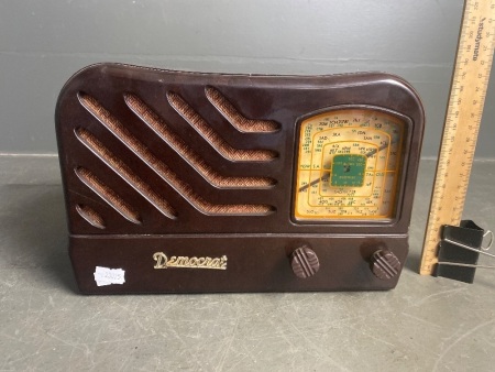 Democrat Bakelite Radio with Australian AM Stations