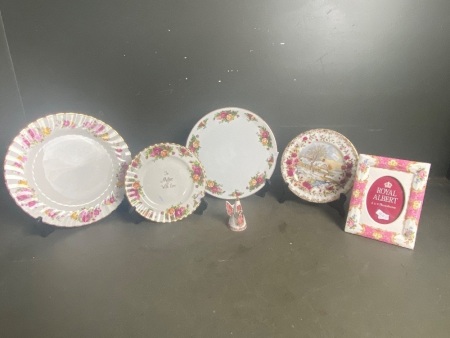 Mixed Selection of Royal Albert