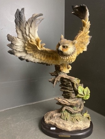 Fine Arts Collection Resin Owl Statue