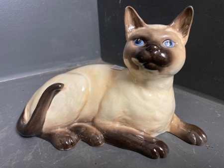 Vintage Beswick Siamese Cat