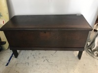 Small 17/18th Century English Oak Coffer