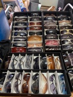 Large Selection of Fashion Sunglasses - 3