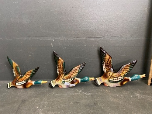 Set 3 Vintage Wall Ducks Unbranded