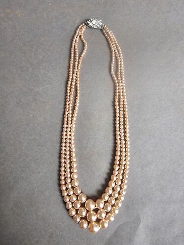 3 Strand Pearl Necklace with Diamante Clasp