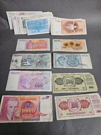 Collection of several dozen old Yugoslavia Banknotes