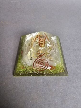 Orgonite Crystal healing Pyramid