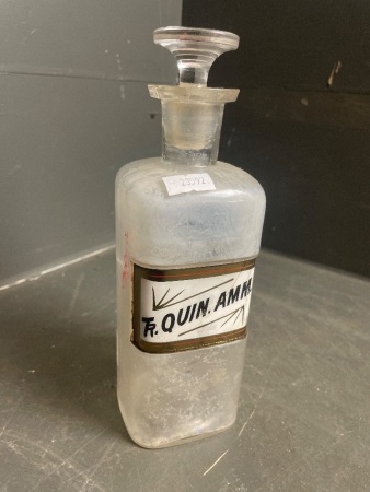 Tr. Quin.Amm Apothecary Bottle - marked Apr. 2, 1889 to base