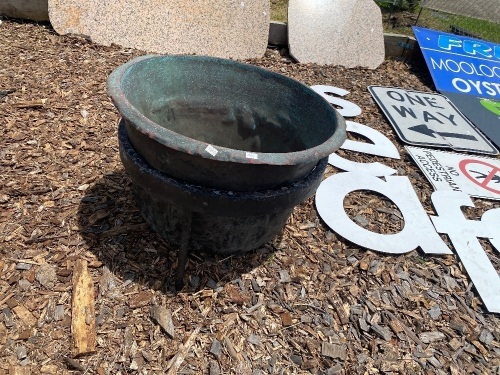 Large Copper Pot on Stand