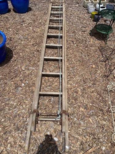 W.H Baileys Original Step Ladder - 11-20ft