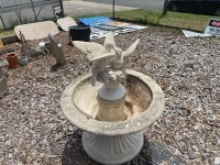 Love Birds Bird Bath Concrete Water Feature - no pump - 2