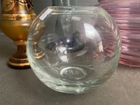 Selection of 4 Glass Vases - 4