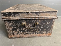 C Chubb & Son England Metal Storage Box - 7