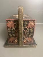 19th Century Japanese Lacquer Sewing Box - 3