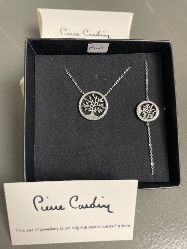 Pierre Cardin bracelet and pendant necklace 