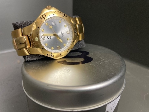 Mens Gold Guess Sport WR-100 Quartz Watch (unused) in Case with Extra Links - new battery fitted