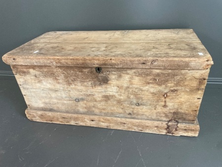 Farmhouse Style Wooden Storage Box