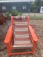 Excellent Condition Settlers Chair - 2