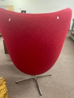 Retro egg chair on metal bases - 3