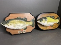 2 x singing Bass fish