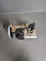 Antique Peter Pan Miniature Sewing Machine - 3