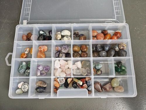 Tray of Quality Assorted Gemstones 