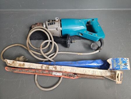 Makita 13mm 4 Speed Electric Drill with bits