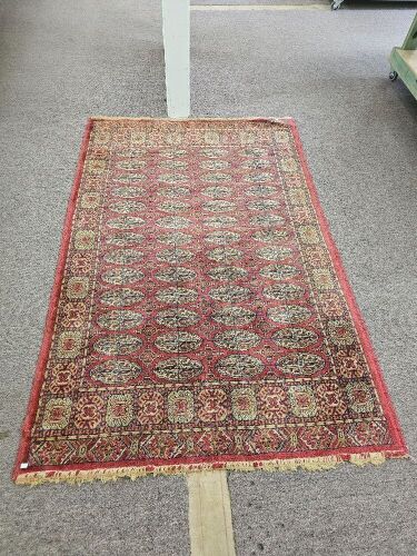 Hand Knotted Persian Style Rug