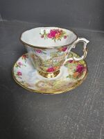 Royal Albert Old Country Rose Teacup Saucer & Jug & Ceramic Vase - 2