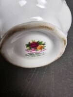 Royal Albert Old Country Rose Teacup Saucer & Jug & Ceramic Vase - 4