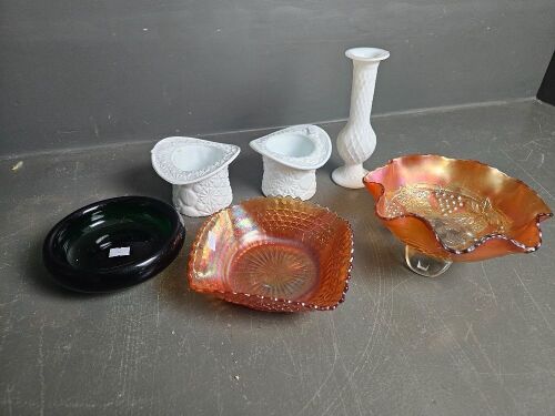 Mixed Lot of Milk Glass Carnival Glass & Green Glass 