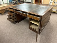 Large double sided office desk - 6