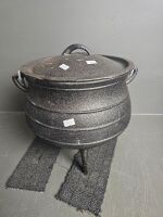 Cast Iron Camp Oven