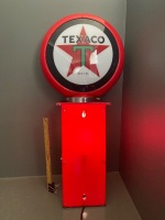 Texaco Garage illuminated globe and wall mount - 3