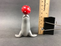 Villery & Boch Seal with Ball Figurine - 2