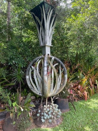 Large original Steve Weis garden sculpture