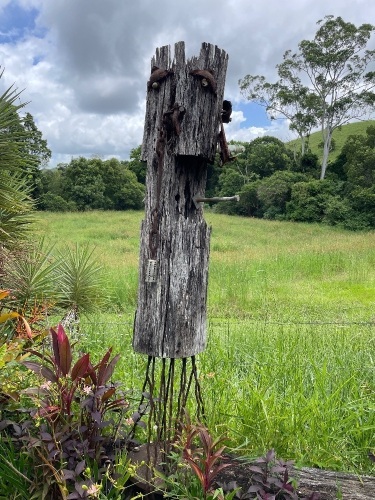 Steel and wood garden art sculpture 2.7m tall