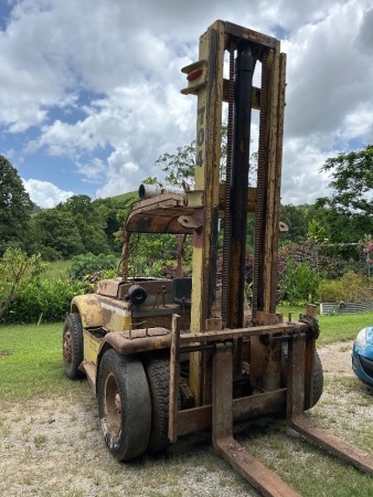 9t Hyster Forklift