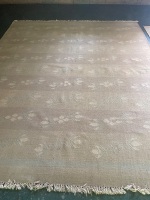 Large floor rug 3.10m x 2.55m - 2