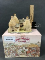 David Winter Midlands Collection The Bottle Kilns in Original Box