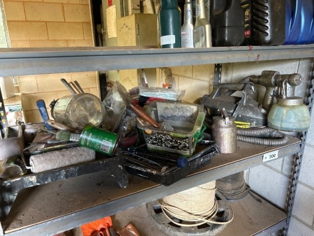 Wagner spray unit and assorted painting tools