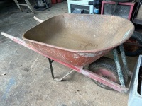 Steel/timber Sherlock wheelbarrow