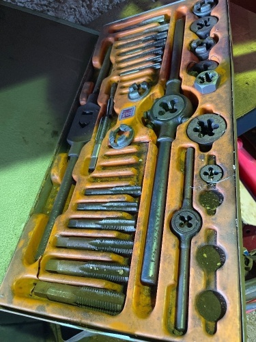 Heavy duty P&N Australia tap and die set