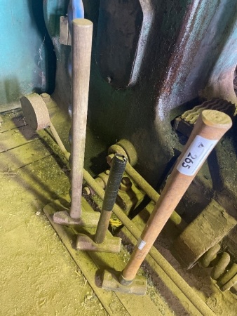 3 x sledge hammers